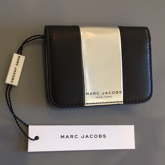 Marc Jacobs Handbags - Marc Jacobs Black Multi Credit Card Case/New